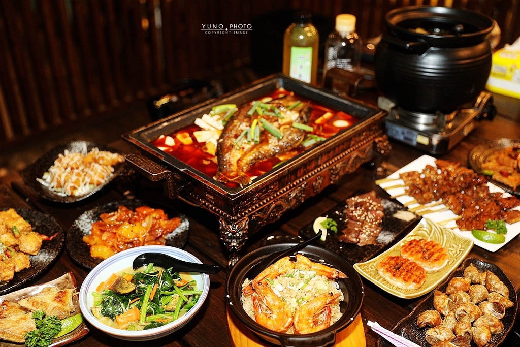 食久津居酒屋|在地人深夜食堂!串烤、炸物、熱炒、火鍋通通有 竟然還有正宗重慶烤魚。菜單價位(台中西屯居酒屋) @ :: 痞客邦 ::