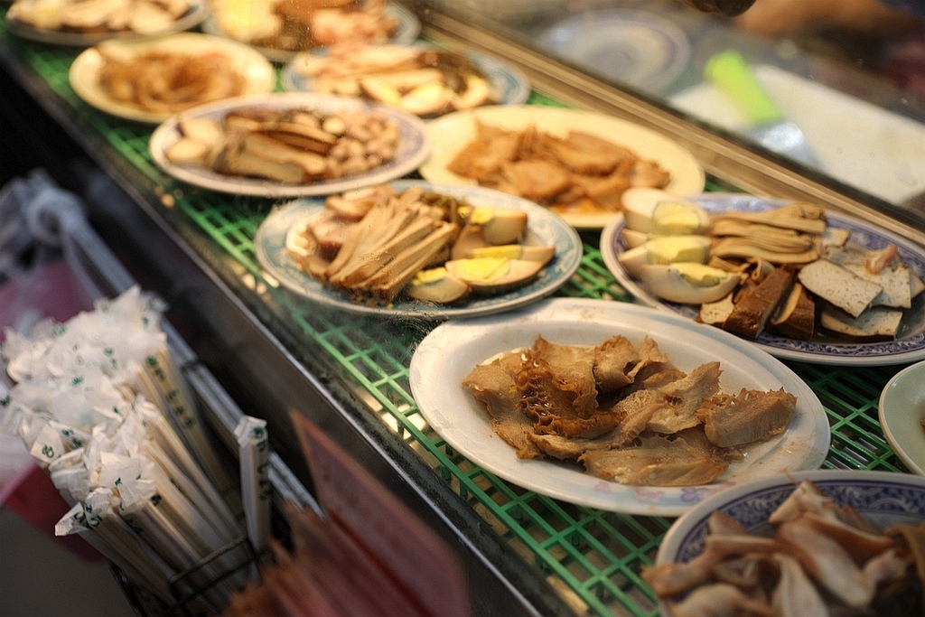 上佳原汁牛肉麵，台中美食，在地人激推！濃郁甘甜湯頭&牛肉Q彈有嚼勁。