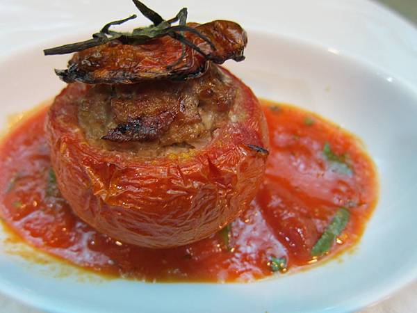 牛蕃茄鑲好吃肉肉