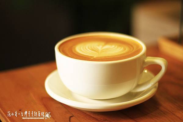 6金茂利_拿鐵.JPG 6金茂利_拿鐵.JPG