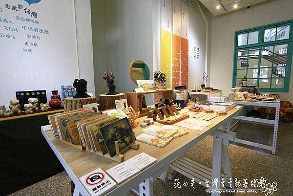 燃石小舖2.JPG 燃石小舖2.JPG