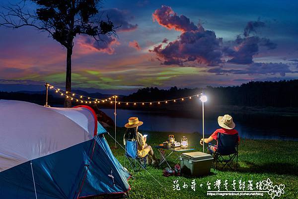 couple-tourists-enjoying-camping-by-lake.jpg