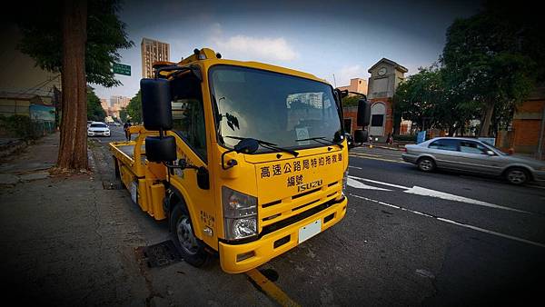 來自澳洲的汽車改裝品牌VAITRIX麥翠斯有最廣泛的車種適用產品,含汽油、柴油、油電混合車專用電子油門控制加速器,搭配外掛晶片及內寫,達到最高品質且無後遺症之動力提升,也可由專屬藍芽App–AirForce GO切換一階、二階、三階ECU模式。外掛晶片及電子油門控制器不影響原車引擎保固,搭配不眩光儀錶,提升馬力同時監控愛車狀況。VAITRIX另有馬力提升專用水噴射可程式電腦及全組套件,改裝愛車不傷車。 適用品牌車款: Audi奧迪、BMW寶馬、Porsche保時捷、Benz賓士、Honda本田、Toyota豐田、Mitsubishi三菱、Mazda馬自達、Nissan日產、Subaru速霸陸、VW福斯、Volvo富豪、Luxgen納智捷、Ford福特、Chevrolet雪佛蘭、Hyundai現代、Skoda; Altis、crv、chr、kicks、cla45、ct200h、q2、camry、golf gti、polo、kuga、tiida、u7、rav4、odyssey...等。