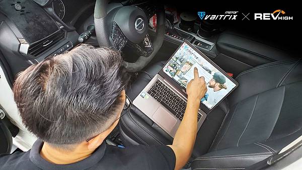 【Nissan Altima內寫動力解鎖】 來自澳洲的汽車改裝品牌VAITRIX麥翠斯有最廣泛的車種適用產品,含汽油、柴油、油電混合車專用電子油門控制加速器,搭配外掛晶片及內寫,高品質且無後遺症之動力提升,也可由專屬藍芽App–AirForce GO切換一階、二階、三階ECU模式。外掛晶片及電子油門控制器不影響原車引擎保固,搭配不眩光儀錶,提升馬力同時監控愛車狀況。另有馬力提升專用水噴射可程式電腦及套件,改裝愛車不傷車。適用品牌車款: Audi奧迪、BMW寶馬、Porsche保時捷、Benz賓士、Honda本田、Toyota豐田、Mitsubishi三菱、Mazda馬自達、Nissan日產、Subaru速霸陸、VW福斯、Volvo富豪、Luxgen納智捷、Ford福特、Hyundai現代、Skoda、Mini; Altis、crv、chr、kicks、cla45、Focus mk4、 sienta 、camry、golf gti、polo、kuga、tiida、u7、rav4、odyssey、Santa Fe新土匪、C63s、Lancer Fortis、Elantra Sport、Auris、Mini R56、ST LINE、535i、G63、RS6、RS7、M8、330i、E63、S63...等。