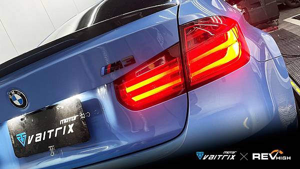 【M3小改怡情】 來自澳洲的汽車改裝品牌VAITRIX麥翠斯有最廣泛的車種適用產品,含汽油、柴油、油電混合車專用電子油門控制加速器,搭配外掛晶片及內寫,高品質且無後遺症之動力提升,也可由專屬藍芽App–AirForce GO切換一階、二階、三階ECU模式。外掛晶片及電子油門控制器不影響原車引擎保固,搭配不眩光儀錶,提升馬力同時監控愛車狀況。另有馬力提升專用水噴射可程式電腦及套件,改裝愛車不傷車。適用品牌車款: Audi奧迪、BMW寶馬、Porsche保時捷、Benz賓士、Honda本田、Toyota豐田、Mitsubishi三菱、Mazda馬自達、Nissan日產、Subaru速霸陸、VW福斯、Volvo富豪、Luxgen納智捷、Ford福特、Hyundai現代、Skoda、Mini; Altis、crv、chr、kicks、cla45、Focus mk4、 sienta 、camry、golf gti、polo、kuga、tiida、u7、rav4、odyssey、Santa Fe新土匪、C63s、Lancer Fortis、Elantra Sport、Auris、Mini R56、ST LINE、535i、G63、RS6、RS7、M8、330i、E63、S63...等。