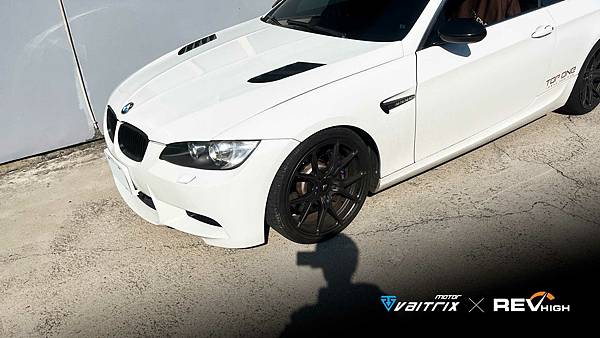 VAITRIX 汽車改裝電腦 動力改裝 2009 BMW335I,CONVERTIBLE,關含氧,減少排氣阻力,提升排氣效率,改裝排氣系統,VAITRIX,麥翠斯,外掛電腦,外掛晶片,儀錶,甲醇噴射,水噴射,內寫,馬力機,改裝,動力升級