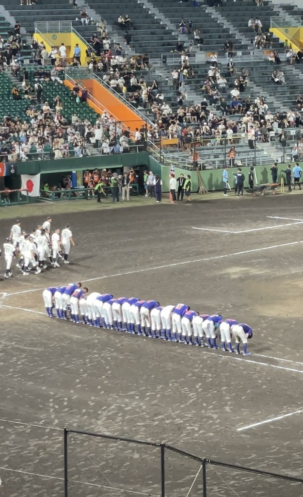 現代版本的摸蜊仔兼洗褲之支持青棒兼療癒內在小孩