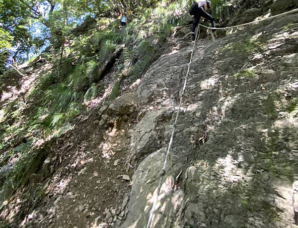 苗栗水雲三星老大「虎山」，肉腳挑戰「中級山裡的大霸尖山」