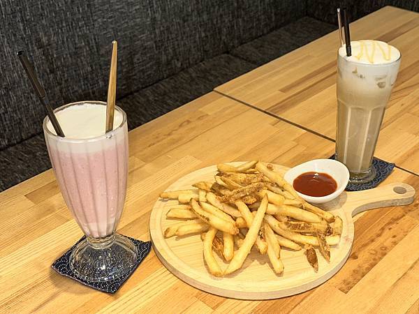 大同區美食、波赫士領地精品咖啡館｜台北精品咖啡、手作甜點必訪