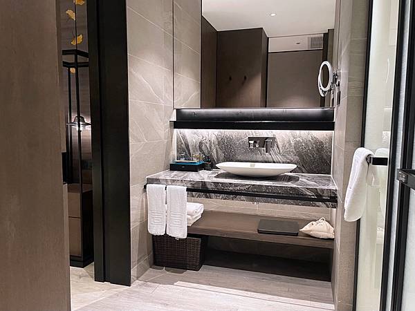 浦東機場附近住宿推薦｜雲和夜泊酒店含接送服務與早餐，高CP值