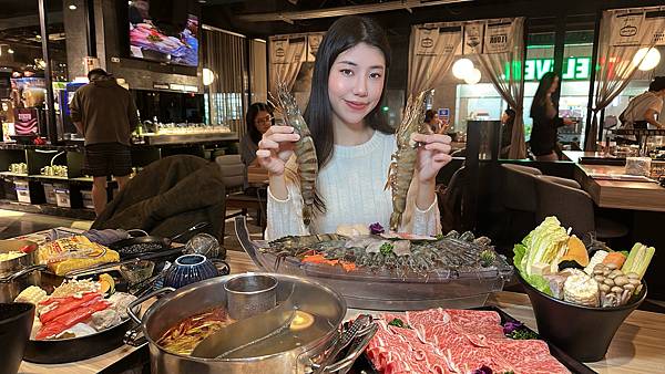 三人聚餐也能超滿足！大魔旗艦店「大魔大滿足鍋物」海陸盛宴推薦