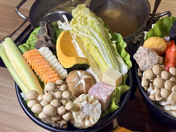 三人聚餐也能超滿足！大魔旗艦店「大魔大滿足鍋物」海陸盛宴推薦