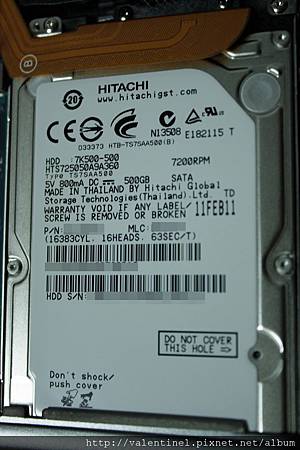 硬碟則用Hitachi 7K500