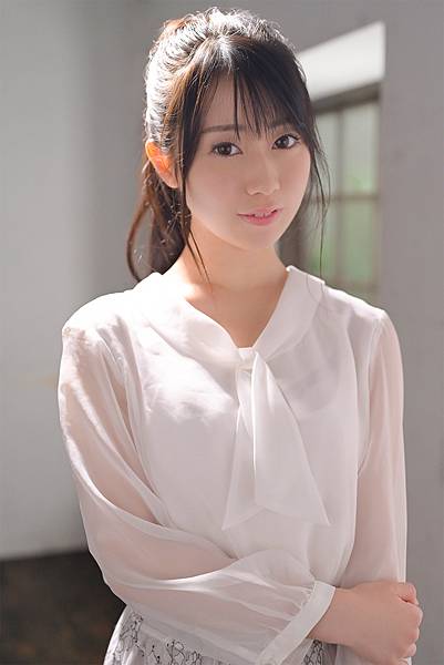 吉野里奈.jpg