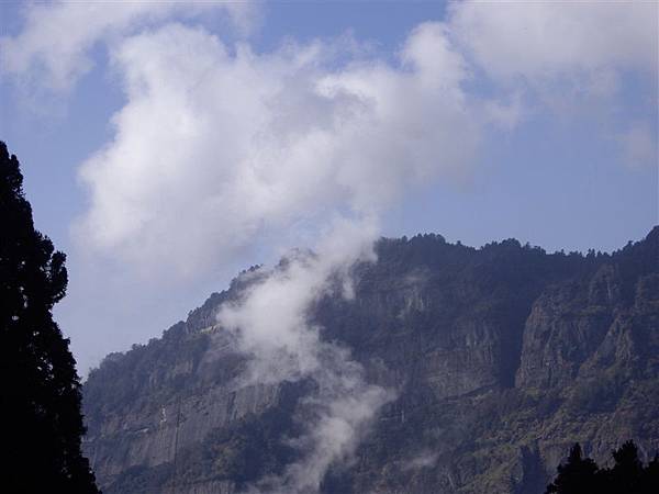 雲霧縹緲