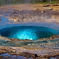 Strokkur-iceland.jpg