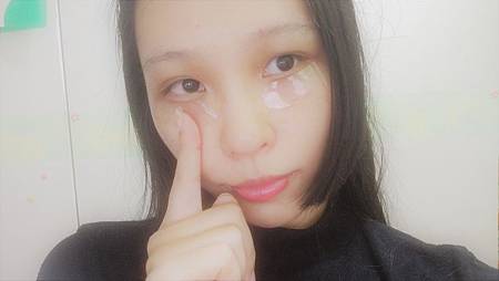 IMG20181027000716凱拉帝卡 I’M FILL PATCH 玻尿酸微臻完美護理貼 試用