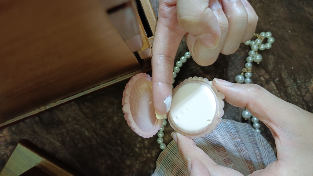 IMG_20220108_000915OSEUR歐絲爾環球特製真珠膏10g 試用