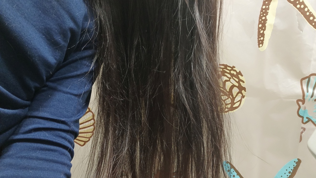 IMG_20220405_185456YOLOVED頂級植萃鏡面髮油 試用