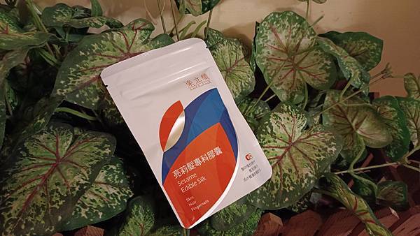 IMG_20221106_173309樂立纖 亮莉髮專科膠囊 試用