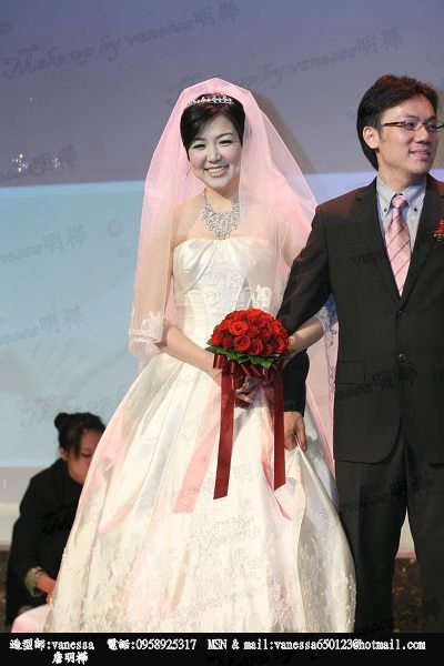 新娘秘書Vanessa_新娘靜怡之結婚造型_009.jpg