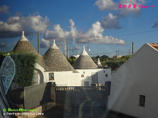 Alberobello, Italy_DSC02131.jpg