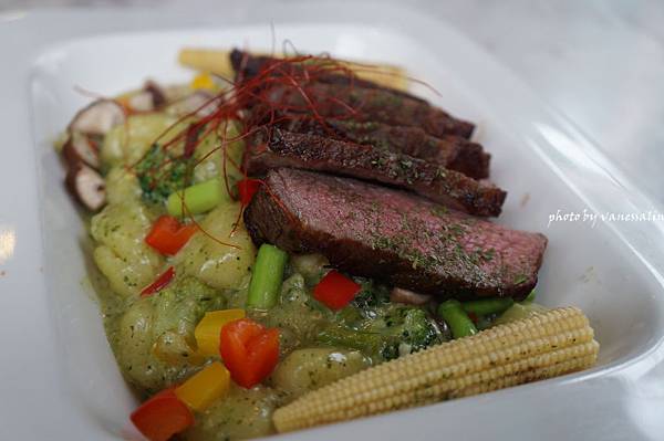 DSC00011.JPG DSC00011.JPG