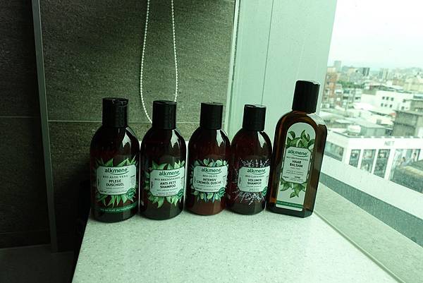 德國alkmene歐珂蔓天然洗髮聽1 德國alkmene歐珂蔓天然洗髮聽1