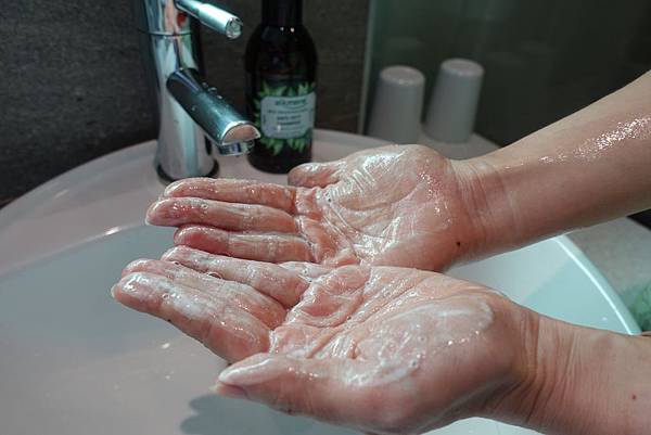 德國alkmene歐珂蔓天然洗髮聽4 德國alkmene歐珂蔓天然洗髮聽4