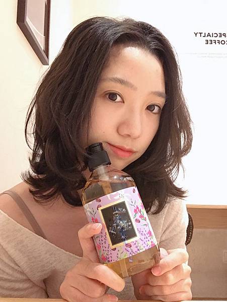 《信義∣捷運市府站燙髮 精選台北髮型設計師推薦》今天就交給J