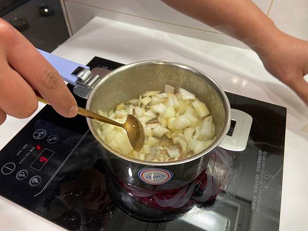 LINE_ALBUM_2022116_220116_30 LINE_ALBUM_2022116_220116_30