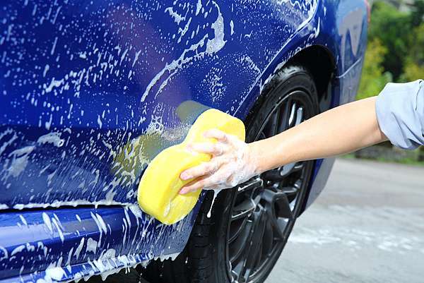 Diy愛車美容術 輕鬆去除難纏的水痕 周董的洗車五四三 痞客邦