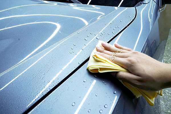 Diy愛車美容術 輕鬆去除難纏的水痕 周董的洗車五四三 痞客邦