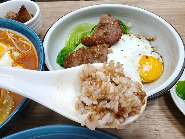 板美食推-香港mama X 火 - 港式料理/白金
