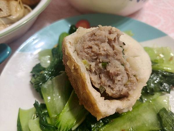 士林夜市大上海生煎包-皮脆外酥的香醇小吃/消夜/心/美