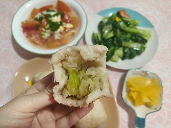 士林夜市大上海生煎包-皮脆外酥的香醇小吃/消夜/心/美
