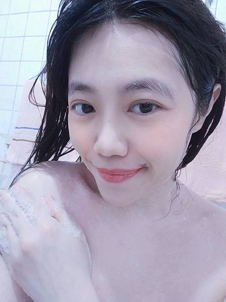 SPA悠活洗感-新代美感官沐浴乳-活&粹!!