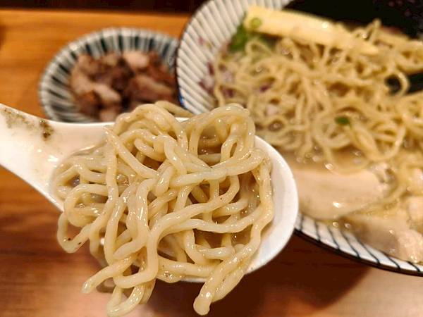 LINE_ALBUM_胡椒胸是蒜味拉_251002_56.jpg
