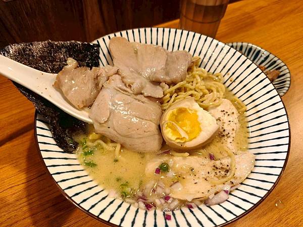 LINE_ALBUM_胡椒胸是蒜味拉_251002_75.jpg