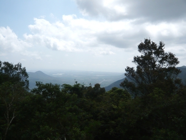 去天池山莊路上01