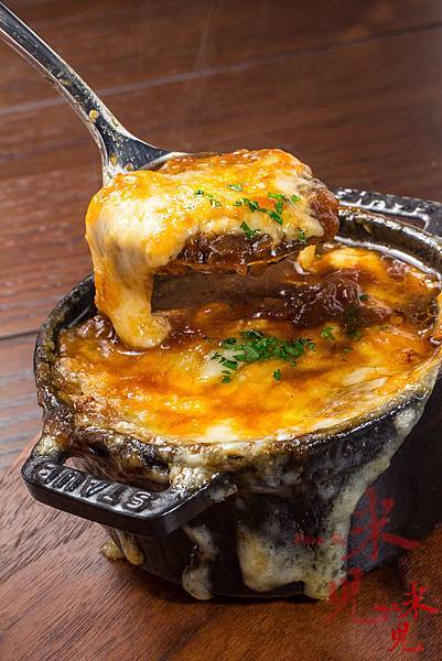 MEATGQ-1240.jpg MEATGQ-1240.jpg