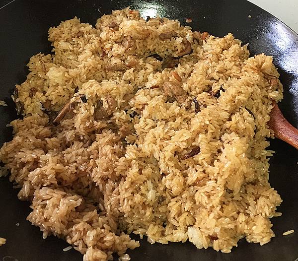 新手不失敗的 超q油飯 作法 糯米飯用蒸與煮的水量與作法 幸福甜甜圈 痞客邦 新手不失敗的 超q油飯 作法 糯米飯用蒸與煮的水量與作法 幸福甜甜圈 痞客邦