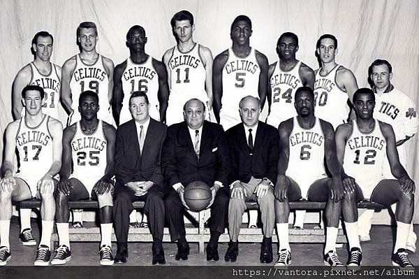 Naulls-Celtics-team-photo-1965.jpg Naulls-Celtics-team-photo-1965.jpg