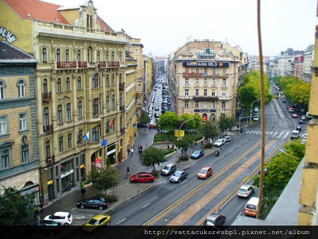 budapest-apartments-for-rent-erzsebet_krt_90sqm_7th_district1.jpg