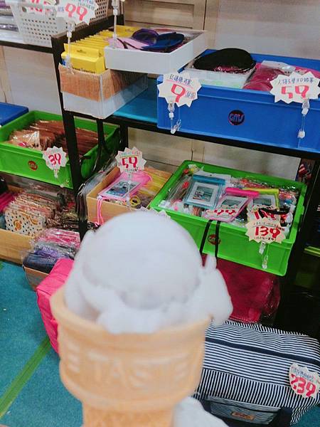 Taiwan must try food and snacks.jpg Taiwan must try food and snacks.jpg