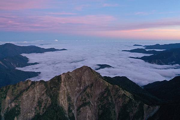 埡口雲海.jpg