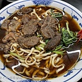 三重 家一牛肉麵09半筋半肉牛肉麵(大)$140_OK.jpg