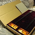 [售出]【琉璃工房】透明思考筷架對筷禮盒-魚躍系列-禮盒內部