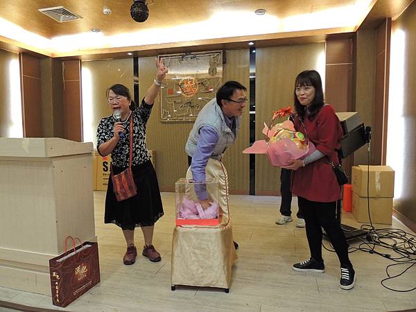 國立員林高級ˊ中學家長會尾牙常委抽獎