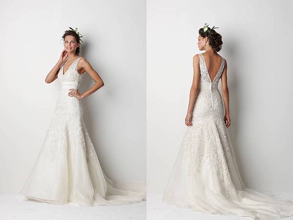 a-line-romantic-2011-wedding-dresses-watters-v-neck-loads-of-lace